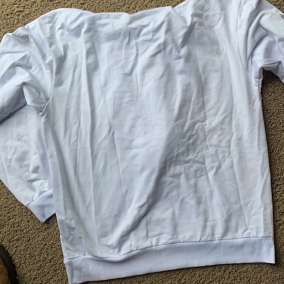White thin hoodie/ never worn - Picture 4 of 5
